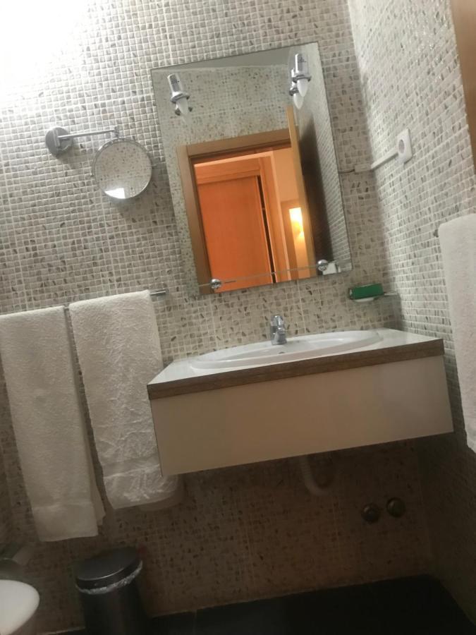 Vivi Hotel プライア エクステリア 写真