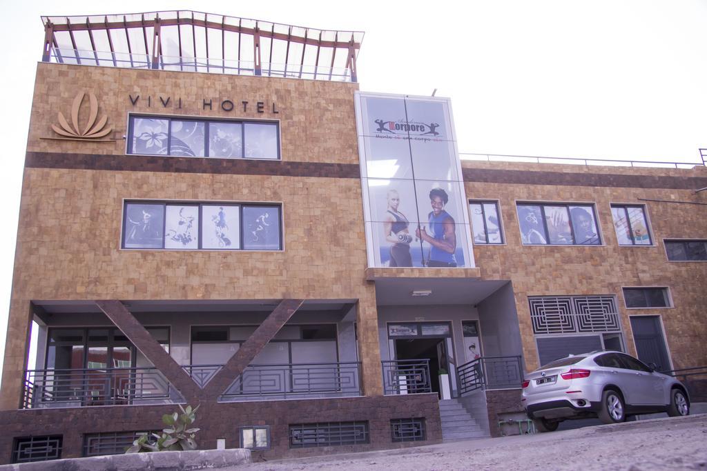 Vivi Hotel プライア エクステリア 写真